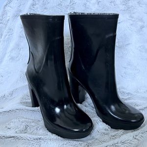 Heeled Zara Rainboots